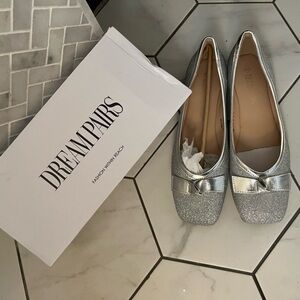 Dream Pairs Silver Glitter Flats with Metallic bow